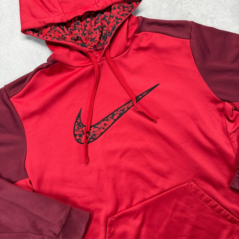 Nike Sweatshirt Men's 2XL Red Therma-FIT Camo Swoosh Pullover Athletic Workout - Picture 3 of 10